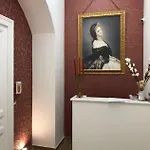 Royal Gismonda Bed & Breakfast 3*