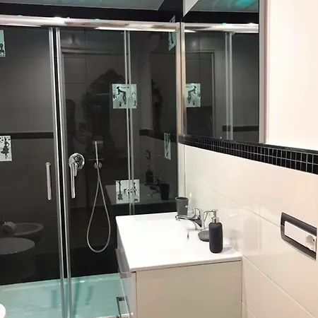 Royal Gismonda Nocleg ze śniadaniem Neapol