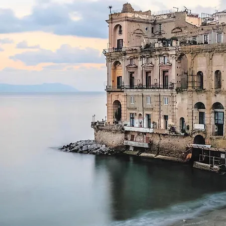 Royal Gismonda Νάπολη