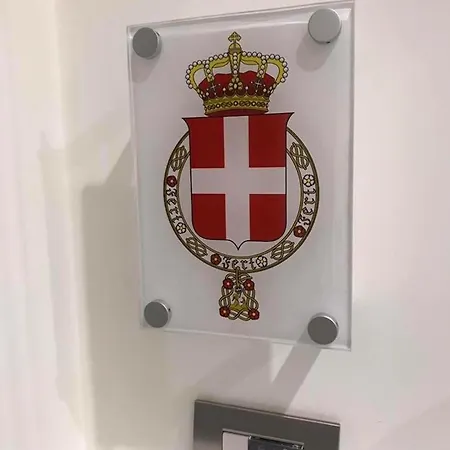 Royal Gismonda Νάπολη