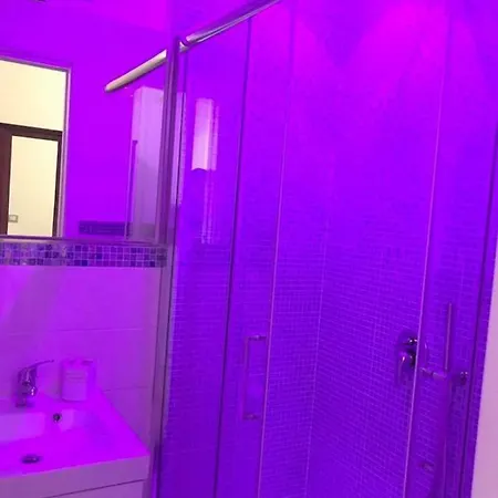 Royal Gismonda Nocleg ze śniadaniem 3*