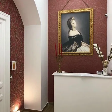 Royal Gismonda Bed & Breakfast 3*